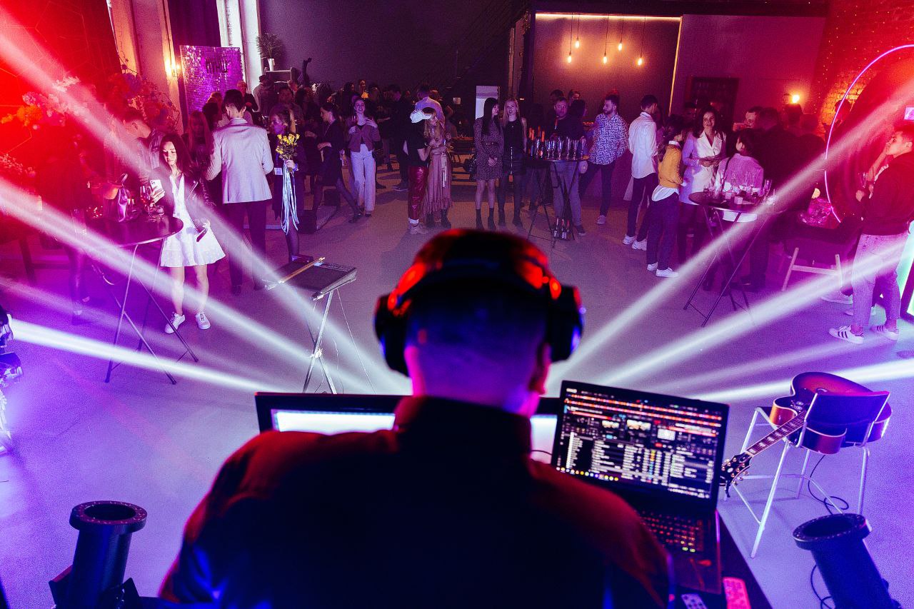 DJ Медведь на мероприятии